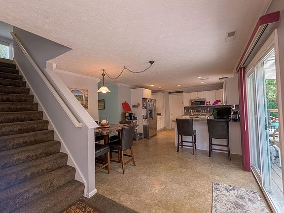5th image of 6250 W Turtle Hill Ct