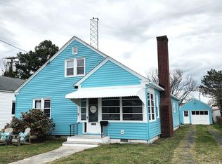 6341 Mumford St, Chincoteague, VA 23336