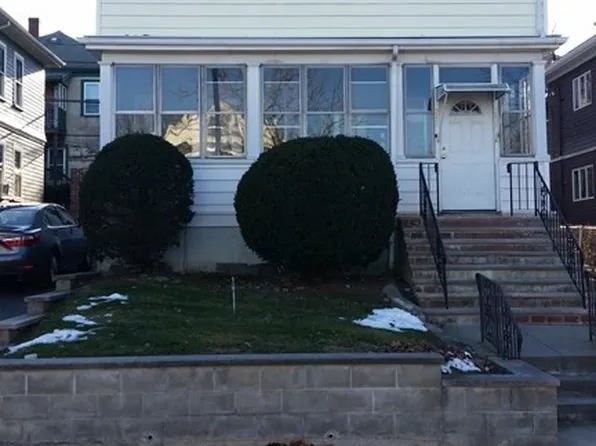 248 Powder House Blvd, Somerville, MA 02144