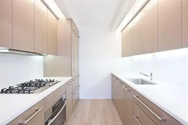 Rented by Douglas Elliman | media 26