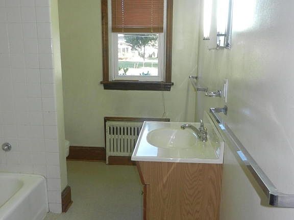 Full bath