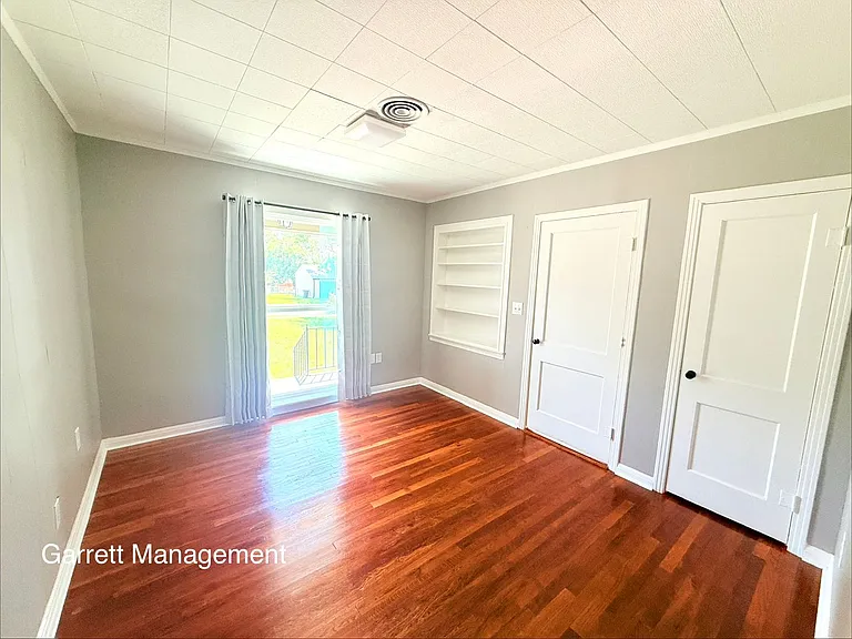 204 S Porter St — Photo 7