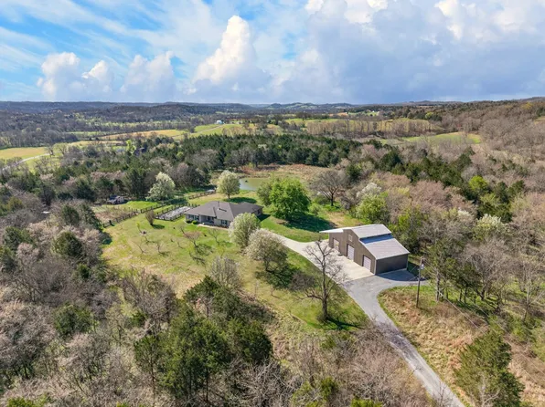 340 Booneville Rd, Fayetteville, TN 37334