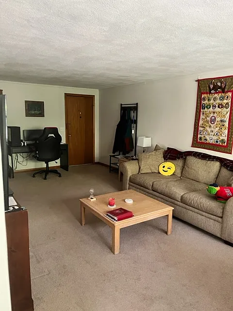 34 Salem End Rd #2B