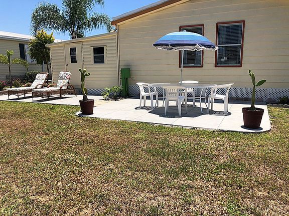 5th image of 1570 Sanderling Dr
