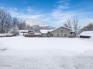 4520 S Bodenburg Loop, Palmer, AK 99645