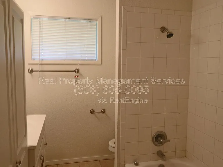 2707 63rd St — Photo 10
