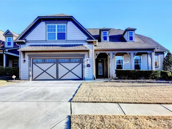 3825 Sweet Magnolia Dr, Gainesville, GA 30504