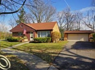 780 Parkview Dr, Plymouth, MI 48170