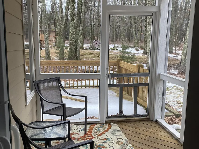 101 Pommel Dr — Photo 10