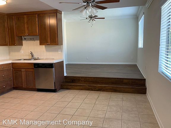 4th image of 12720 Caswell Ave #101
