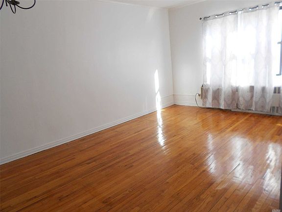 5th image of 300 Cedarhurst Ave APT H8