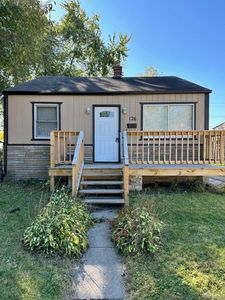 126 E Rowland Ave, Madison Heights, MI, 48071
