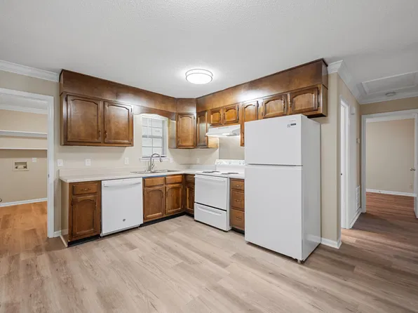900 Peppermill Rd, Chattanooga, TN 37411