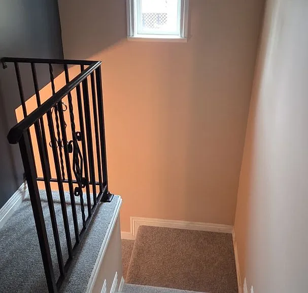 5933 Willoughby Ave — Photo 3