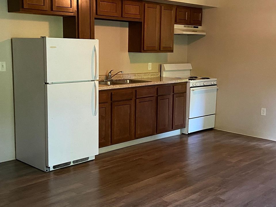 2nd image of 640 W Judson St #2