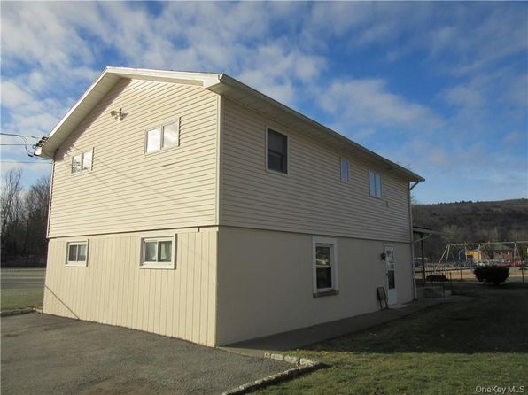 26 Wing Ave #D