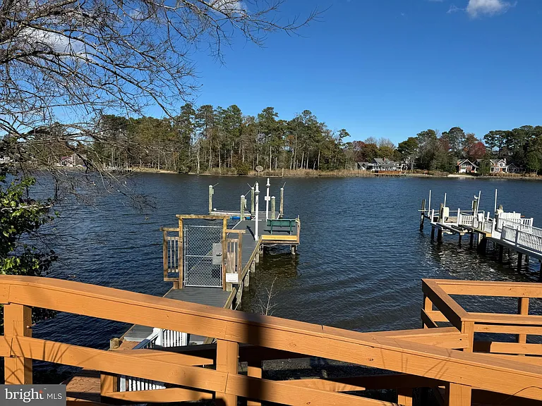 24322 Canal Dr — Photo 46