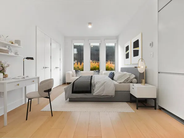 208 Delancey Street GC image 1 of 11