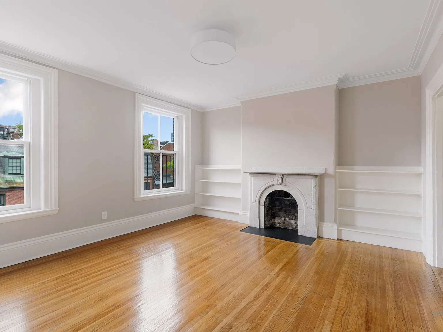 1 bed, 727 sqft, $3,300 — Photo 1