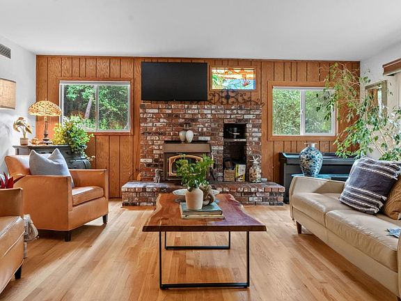 2nd image of 12734 Irwin Way