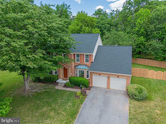 4th image of 10102 Mallard Pond Ct
