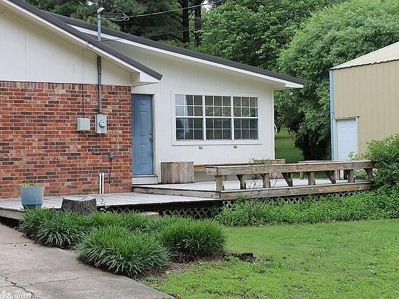 3rd image of 807 Hillview Dr