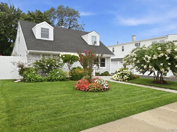 913 Merillon Avenue, Westbury, NY 11590