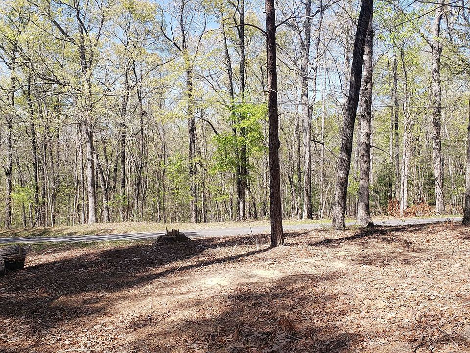 1st image of Lake Cove Dr