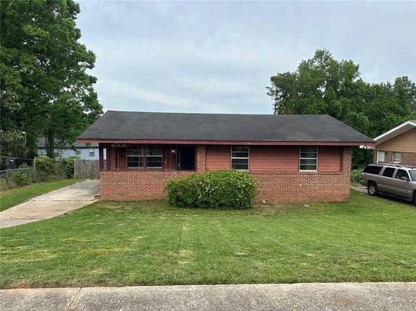 4009 Ester Dr SW, Atlanta, GA 30331