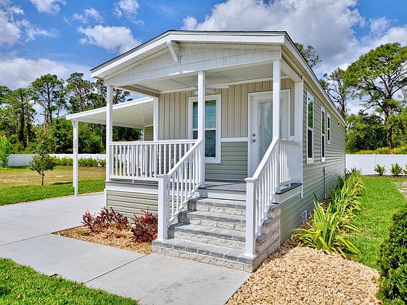 Exterior Image-2-Champion 26 JV Rum Runner