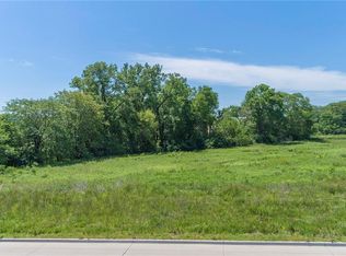 29475 Hickory Lodge Dr, Van Meter, IA 50261