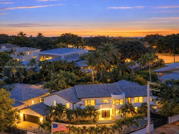 6180 Pine Tree Dr, Miami Beach, FL 33140