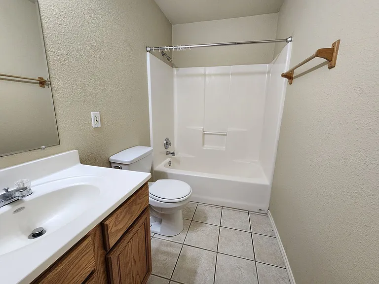 1146 Misty Acres Dr — Photo 11
