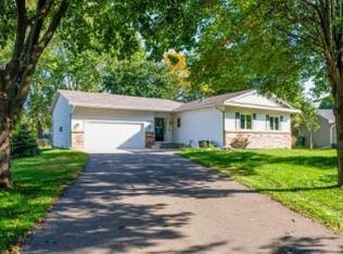 1370 104th Ln NW, Coon Rapids, MN 55433