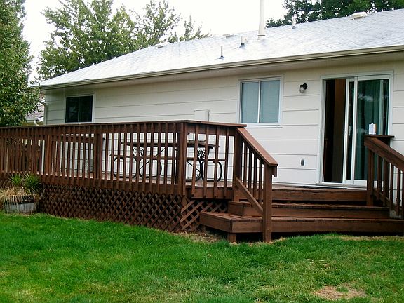 12X20 Deck to enjoy private yard and views!