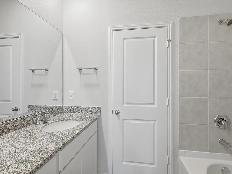 8426 Sweet Cherry Ln — Photo 14