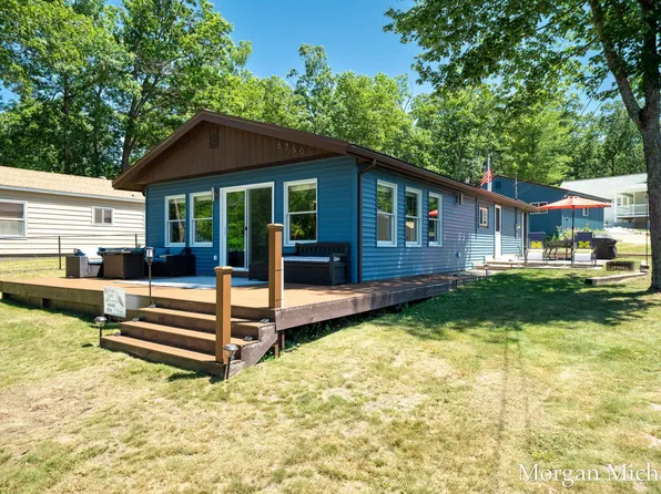 8750 S Spruce Ave, Newaygo, MI 49337