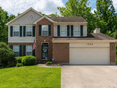 1366 Mountain Ash, Amelia, OH, 45102