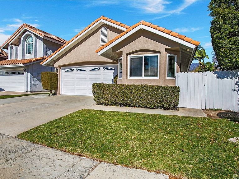 51 Via Zapador, Rancho Santa Margarita, CA 92688 | Zillow