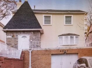 8072 Tryon Pl, Jamaica, NY 11432