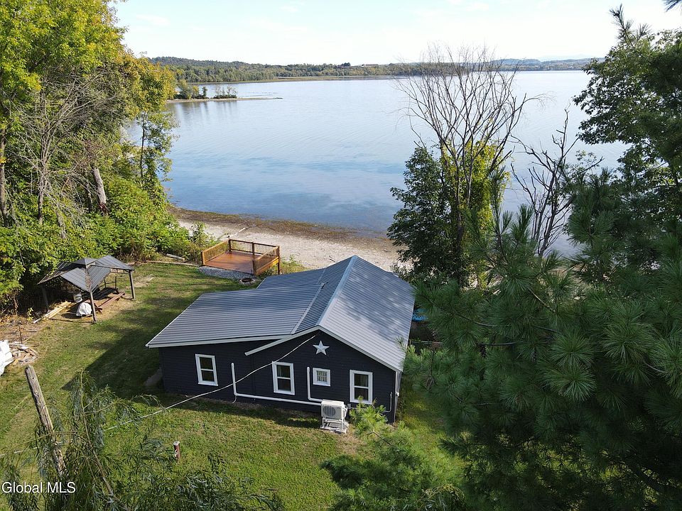 1st image of 52 Wilson Bay Road