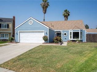 932 Torrey Pines Dr, Colton, CA 92324