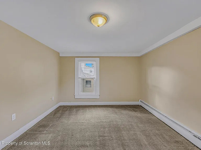 167-169 Main St #167 — Photo 14