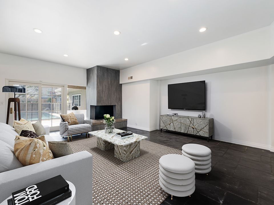 Virtually staged living room