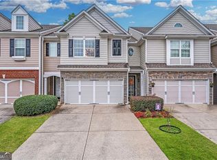 925 Pierce Ivy Ct, Lawrenceville, GA 30043