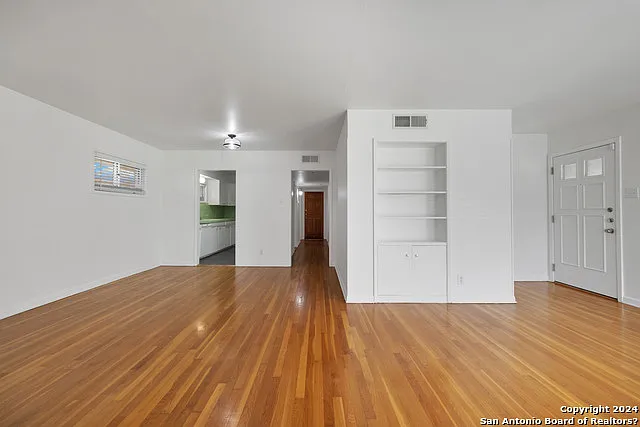 103 Oakhurst Pl — Photo 6