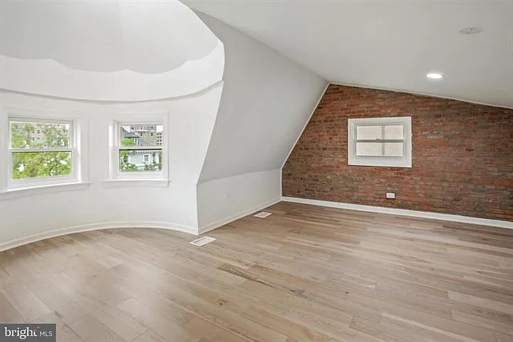 2014 Connecticut Ave NW #3 — Photo 15