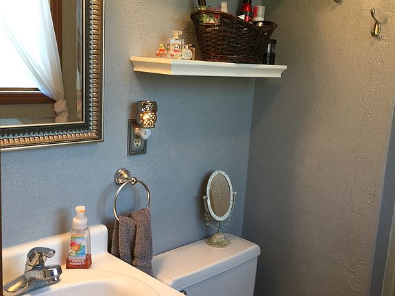 5th image of 7520 NE 151st Ave
