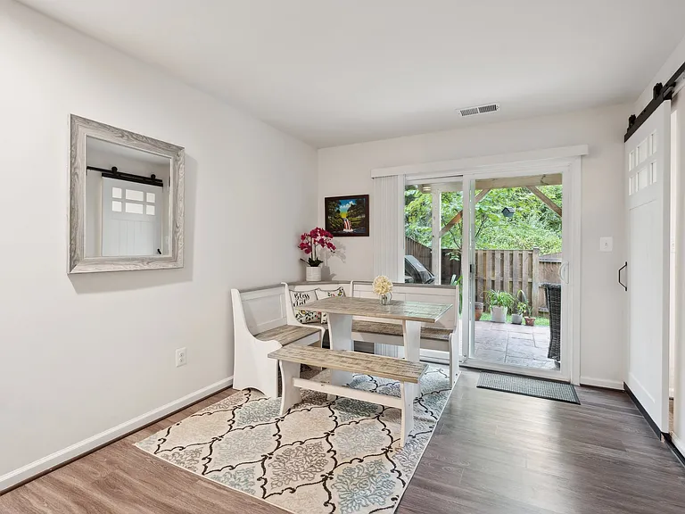 9154 Wyche Knoll Ln — Photo 21